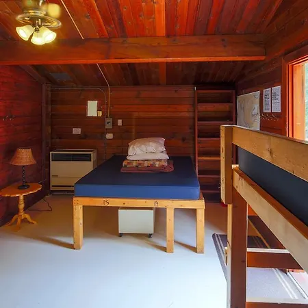Hi Athabasca Falls - Hostel-3